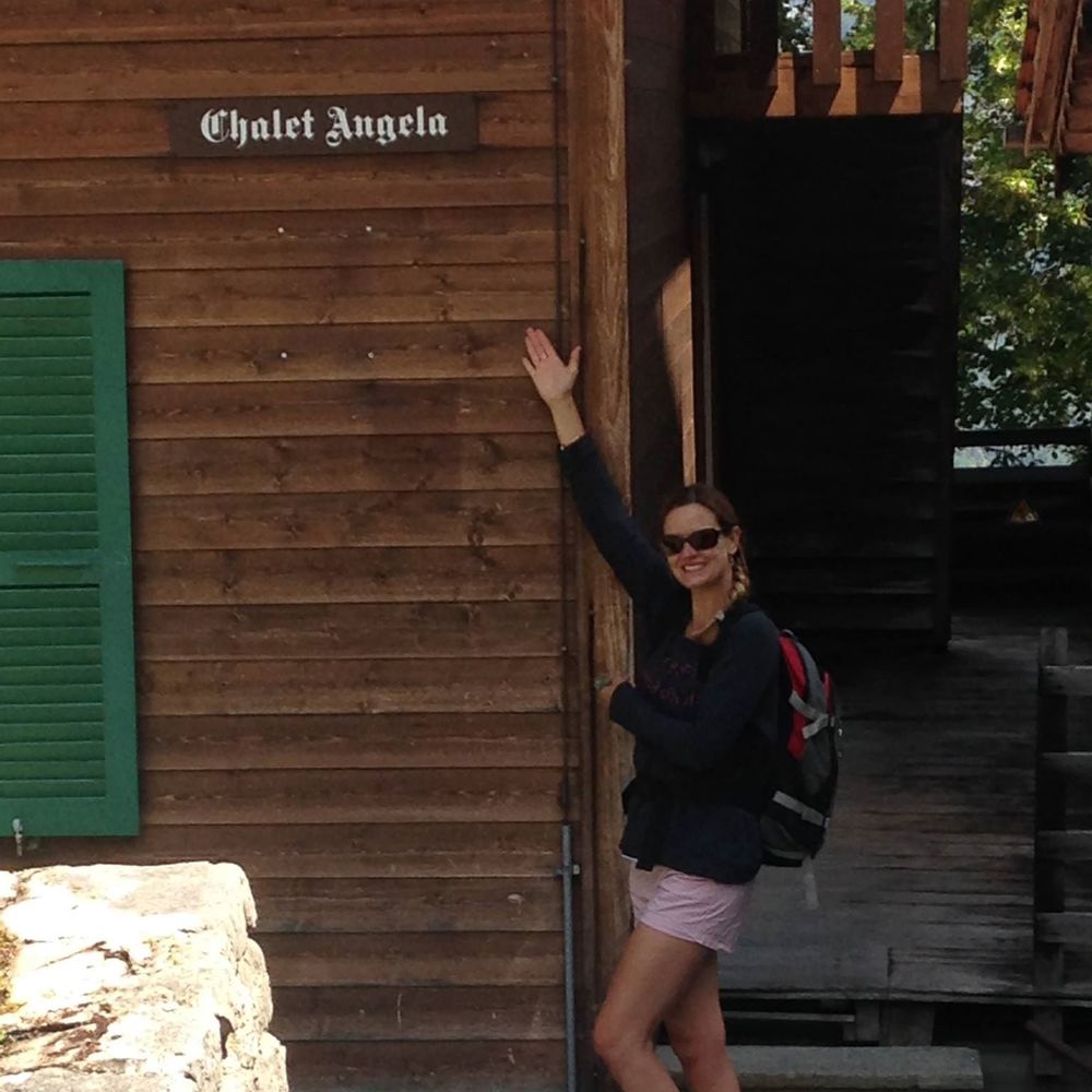 Meet your Posher, Angie